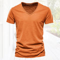 Schlichtes T-Shirt aus Slub-Baumwolle mit V-Ausschnitt