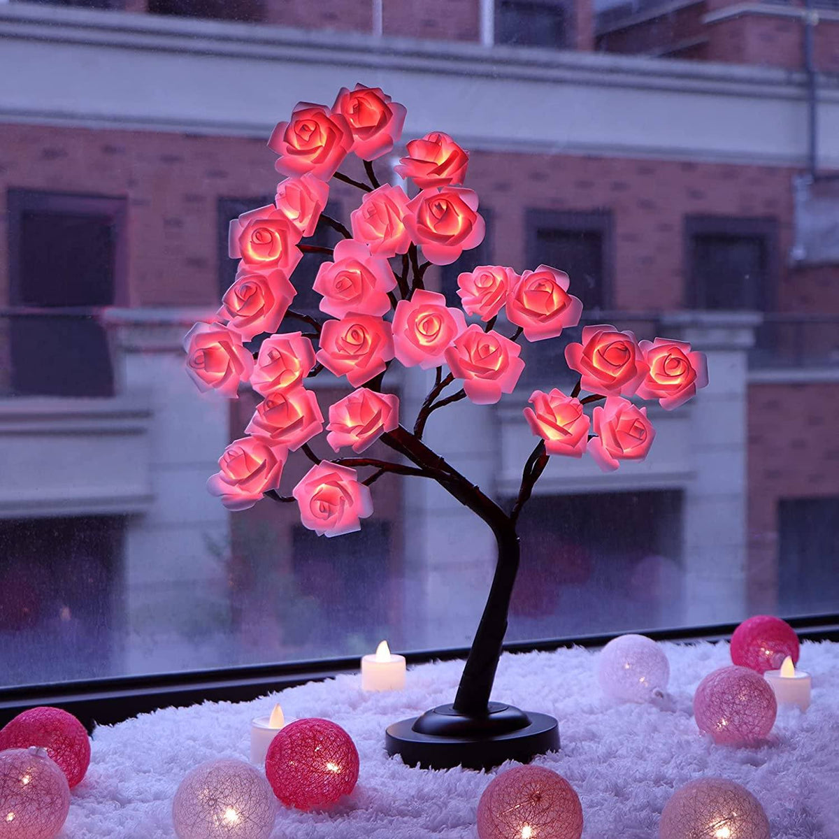 Tischleuchte mit Rosenblüten-Baum