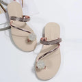 Sommerliche glänzende Strass-Sandalen
