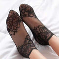 Neue Damenmode-Spitzensocken