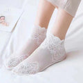 Neue Damenmode-Spitzensocken