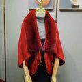 Stricken eines dicken lockeren Damenschals