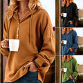 Kapuzenpullover mit Knöpfen