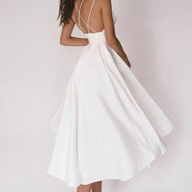 Elegantes Trägerkleid mit V-Ausschnitt Zweitbild