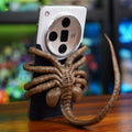 Schrecklicher Facehugger-Handyhalter
