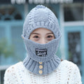 Strickmütze mit Ohrenschützern