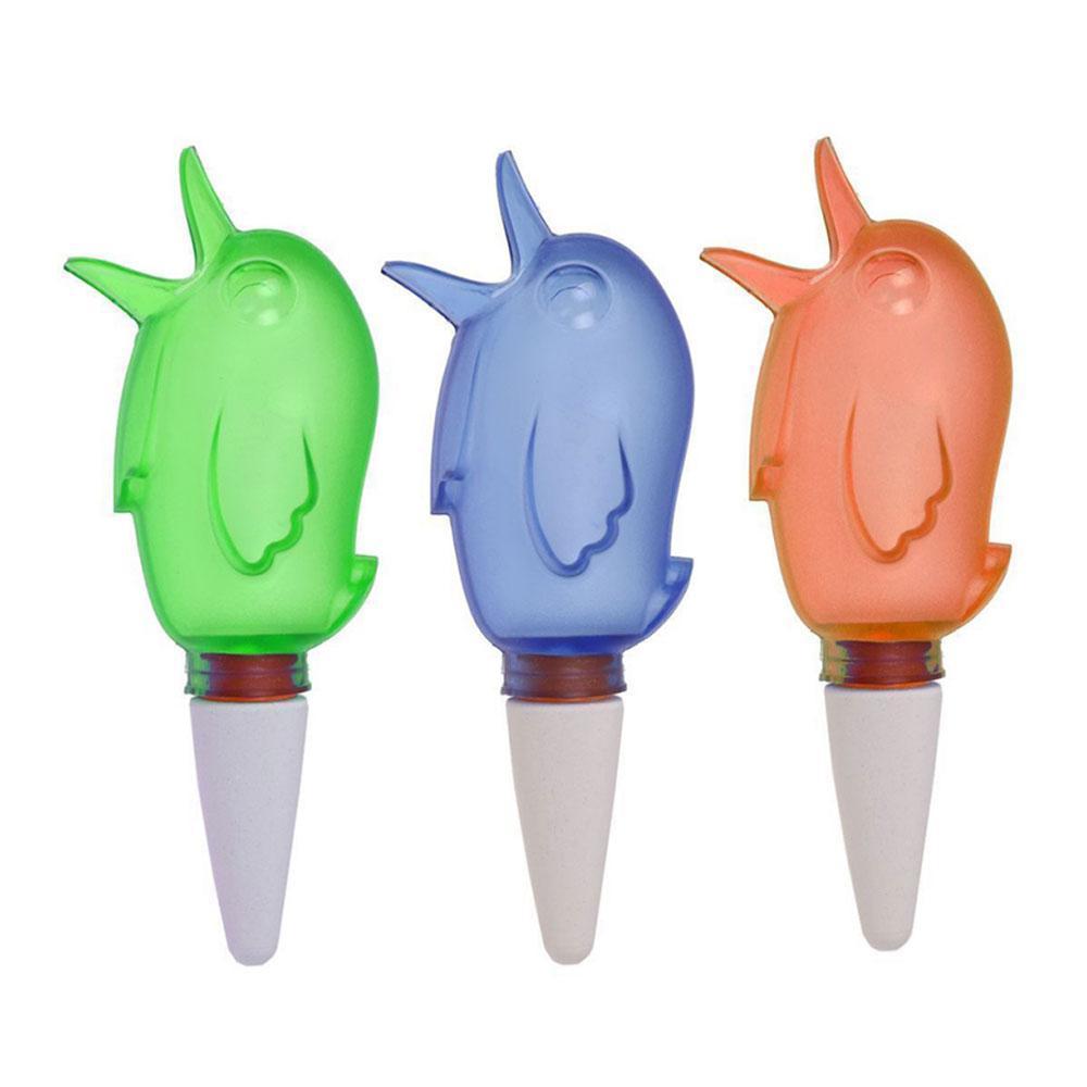 Automatisches Tränkgerät für kleine Vögel