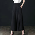 Stilvolle, plissierte Hose mit weitem Bein