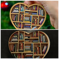 Niedliche herzförmige Bücherregal-Dekoration