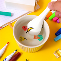 Schwebende Zeichnungen mit Zauberstift