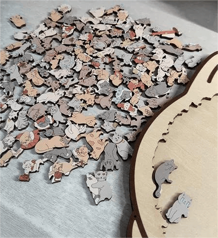135-teiliges Holzpuzzle in Katzenform Zweitbild