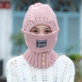 Strickmütze mit Ohrenschützern