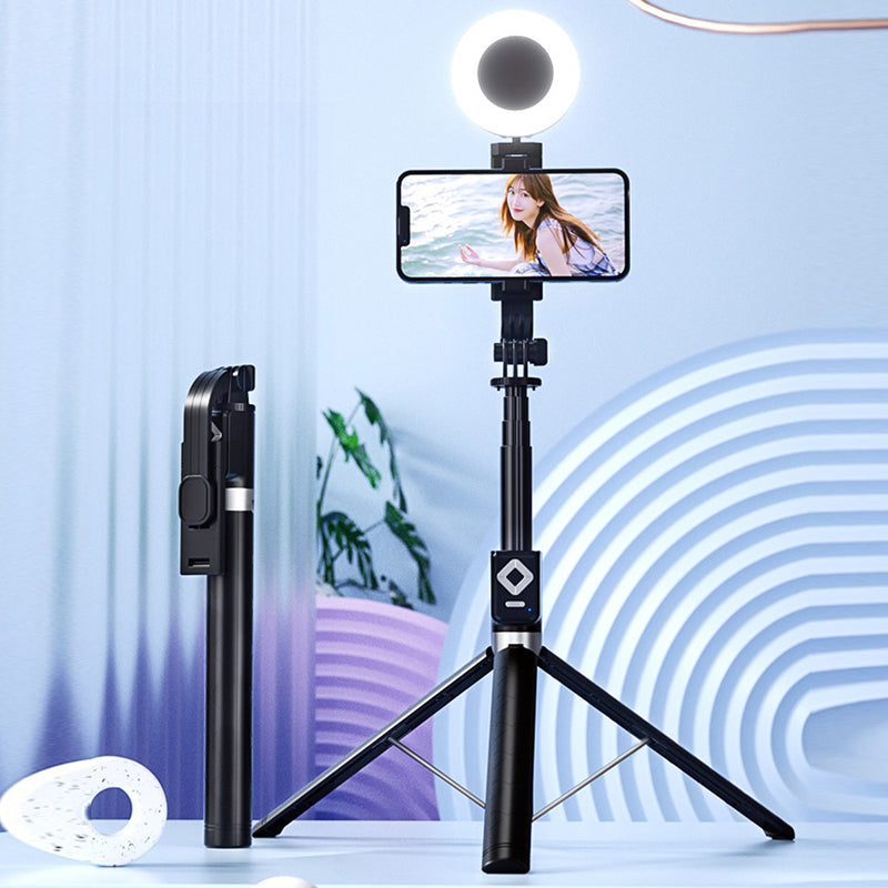 Selfie-Stick mit LED-Fülllicht