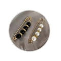 Ausgefallene Sicherheitsnadel-Brosche mit Strass und Perlen