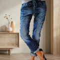 Gewaschene Jeans mit zerrissenem Tunnelzug und elastischem Bund