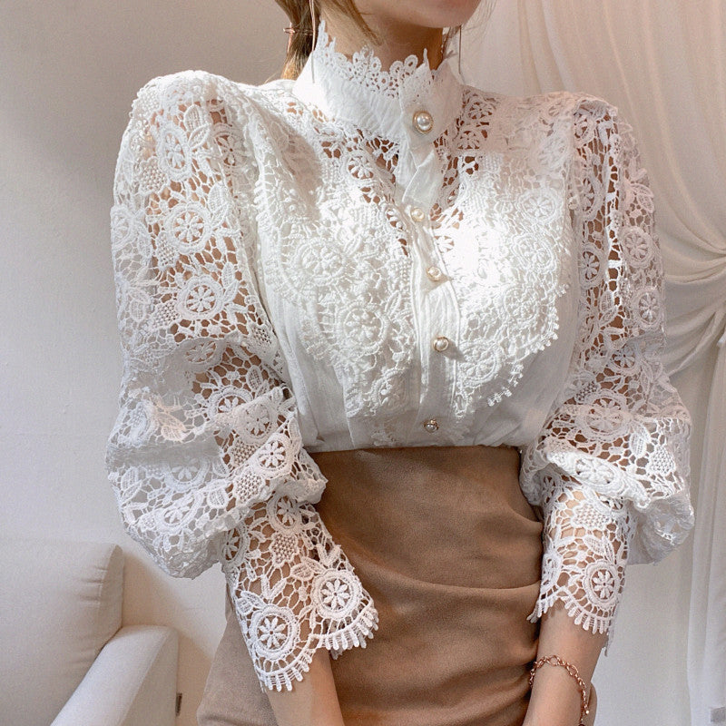 Bluse mit hohlem Blumenmuster und Stehkragen Hauptbild