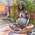 Statue der Göttin Mutter Erde