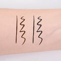 Schnell trocknender, langlebiger, wasser- und schweißfester Eyeliner