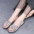 Geblümte Strandsandalen