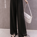 Damenhose aus Eisseide mit weitem Bein