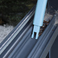 Reinigungsbürste für Fenstergitter