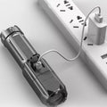 Leistungsstarke LED-Taschenlampe