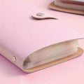 Sparbuch im A6-Format mit Druckknopf und Hochglanz-Finish