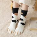 Flauschige flauschige Katzenkrallensocken