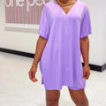 Set aus Kleid und kurze Hose mit V-Ausschnitt