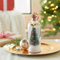 Weihnachtsbaum in einer Flasche