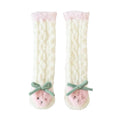 Flauschige, flauschige Slipper-Socken für Babys im Winter