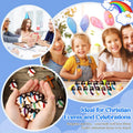 Mini-Jesus-Figuren mit dem Slogan "Jesus liebt dich"