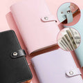 Sparbuch im A6-Format mit Druckknopf und Hochglanz-Finish