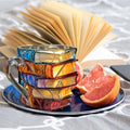 Handbemalte Buchkaffeetasse