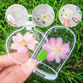 Wunderschöne transparente Lesezeichen mit getrockneten Blumen